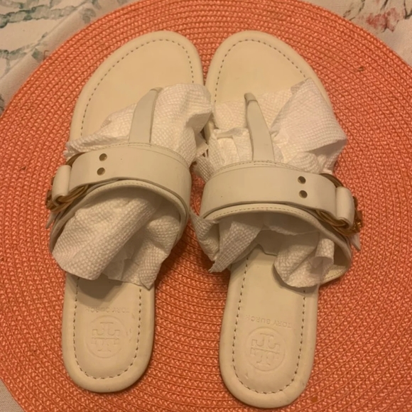 Tory Burch Marsden Sandal - Picture 4 of 16